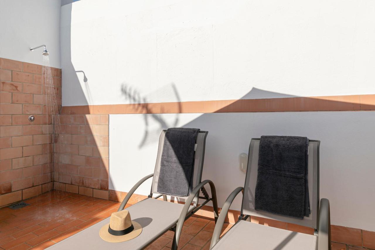 Aurora Terrace Apartments セビリア エクステリア 写真