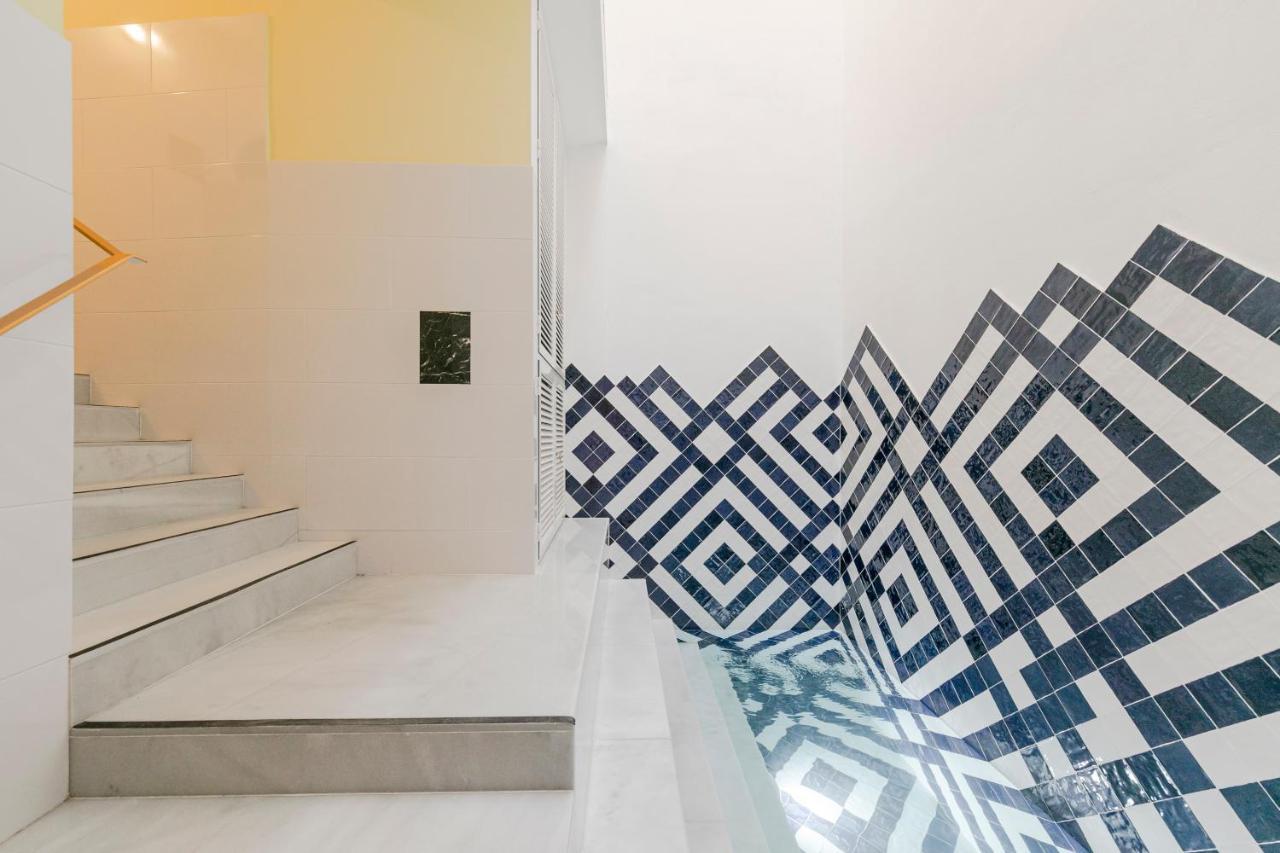 Aurora Terrace Apartments セビリア エクステリア 写真
